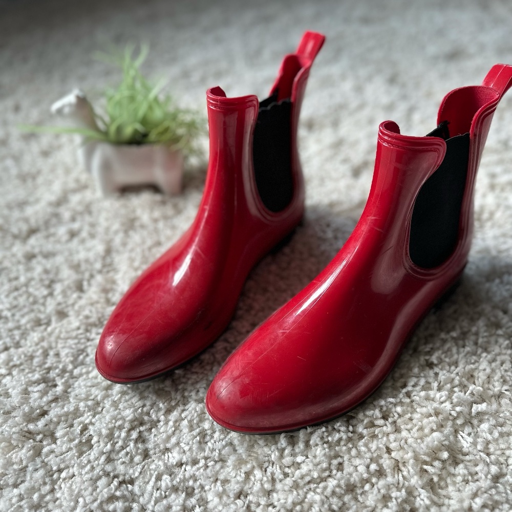 Red Rubber cute rain boot like retro popart bright ankle length boots. S… - Picture 1 of 5
